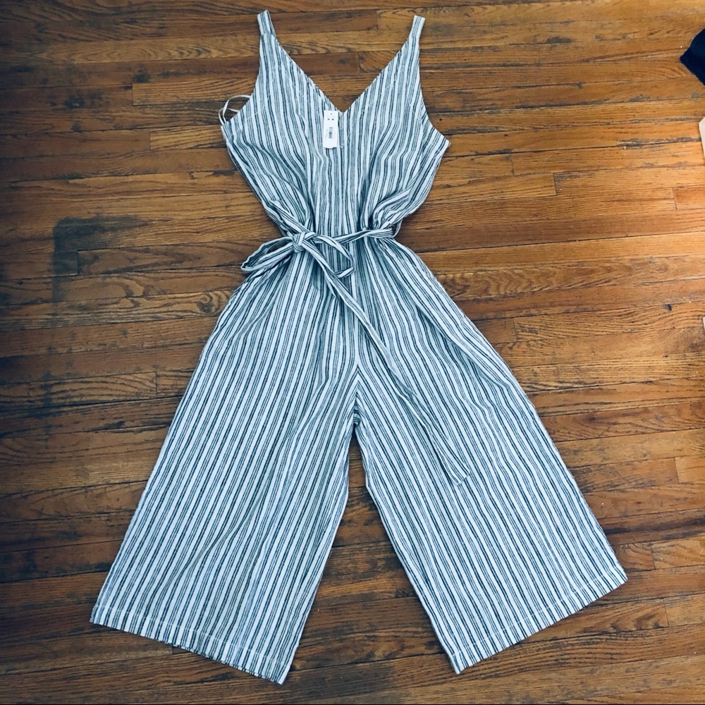 BNWT Joe fresh linen romper / jumpsuit